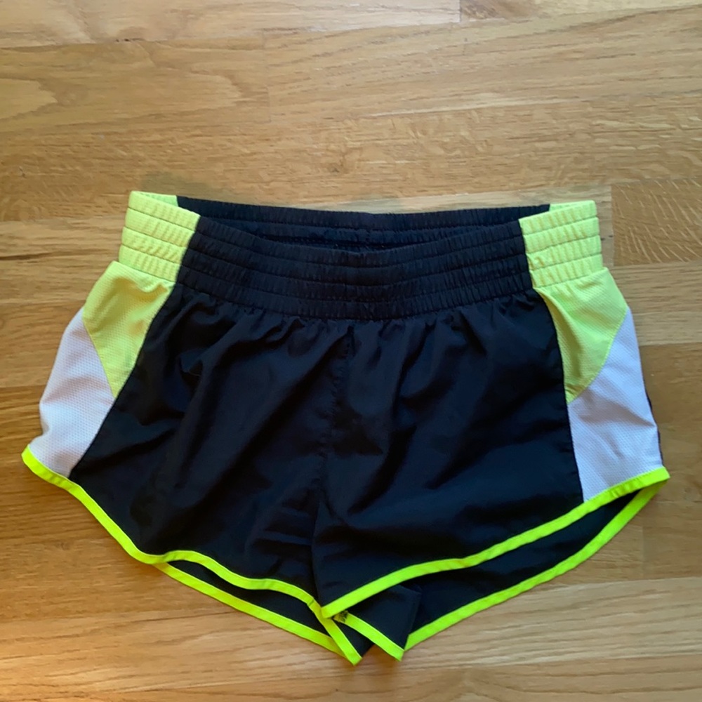 EUC NIKE dri-fit running shorts